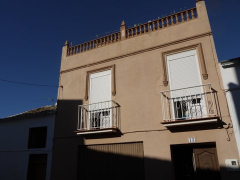 Image No.1-Maison de ville de 5 chambres à vendre à Pruna