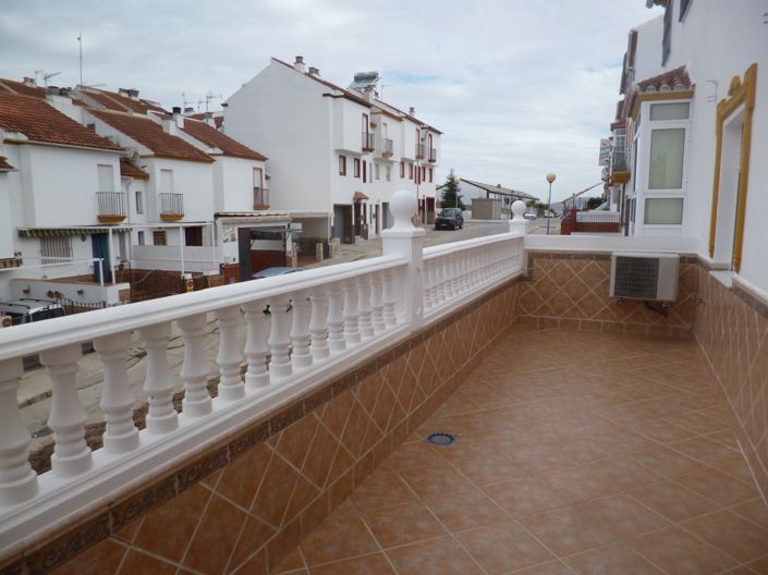 Image No.17-5 Bed Property for sale