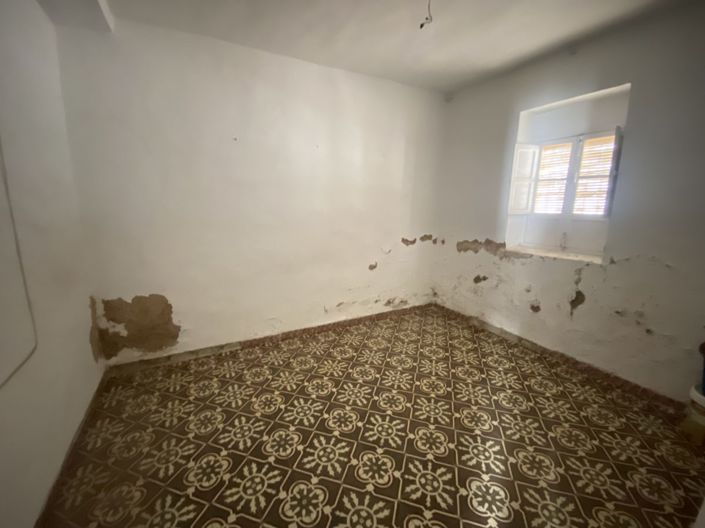 Image No.2-3 Bed Townhouse for sale