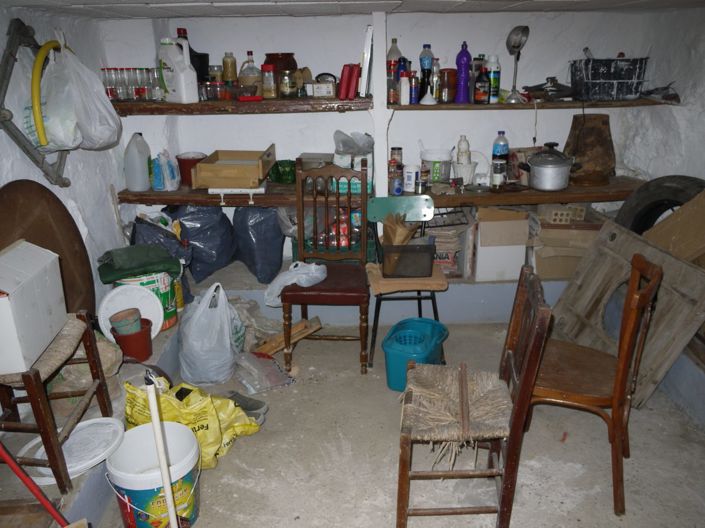 Image No.6-2 Bed Townhouse for sale