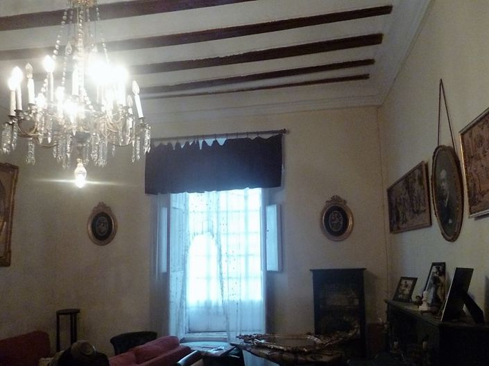 Image No.25-6 Bed Townhouse for sale