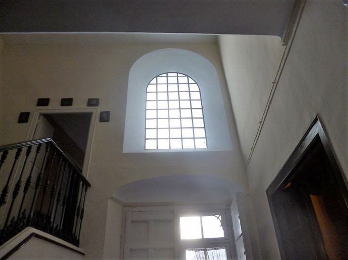 Image No.35-6 Bed Townhouse for sale