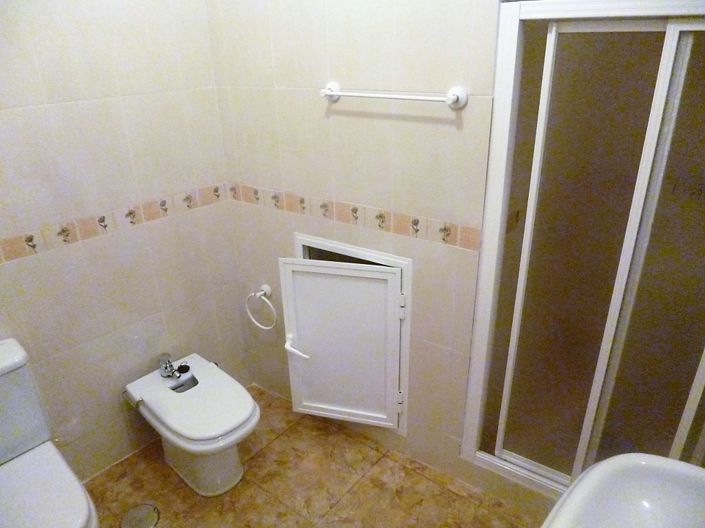 Image No.3-5 Bed Property for sale