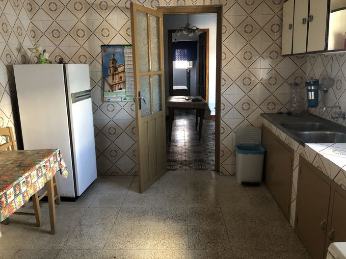 Image No.12-4 Bed Townhouse for sale