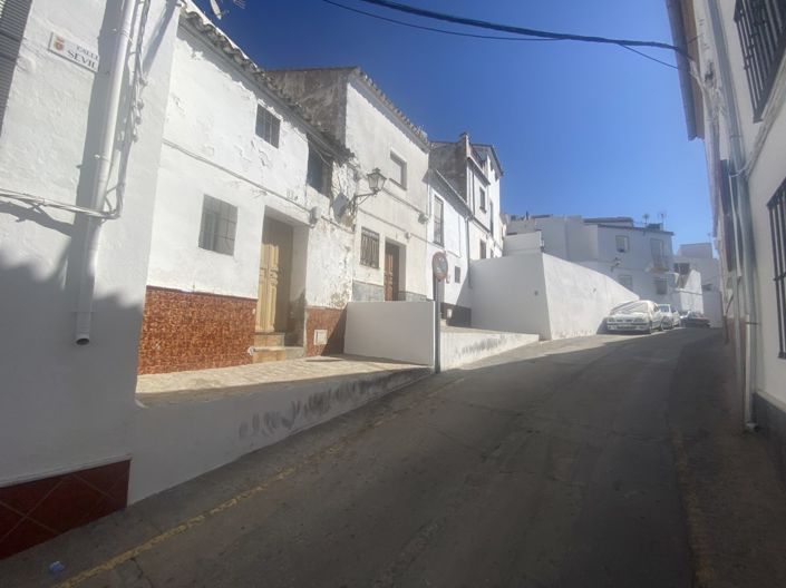 Image No.3-2 Bed Townhouse for sale