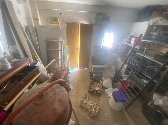 Image No.9-2 Bed Townhouse for sale