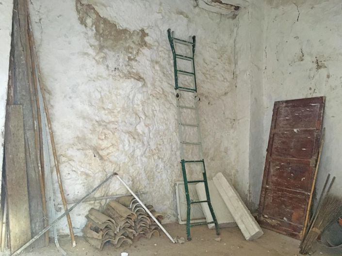 Image No.10-4 Bed Townhouse for sale