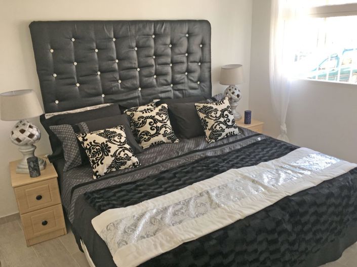 Image No.7-2 Bed Townhouse for sale