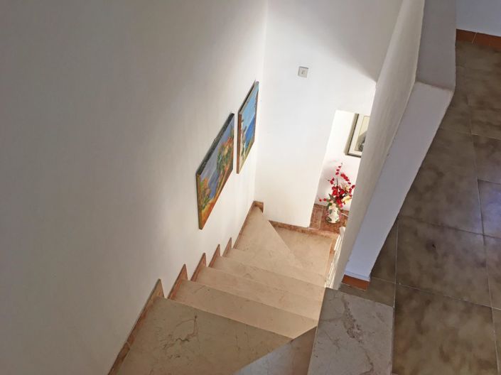 Image No.7-4 Bed House for sale