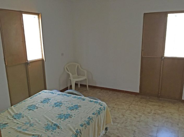 Image No.9-4 Bed House for sale