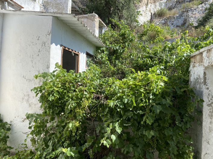 Image No.15-3 Bed Townhouse for sale