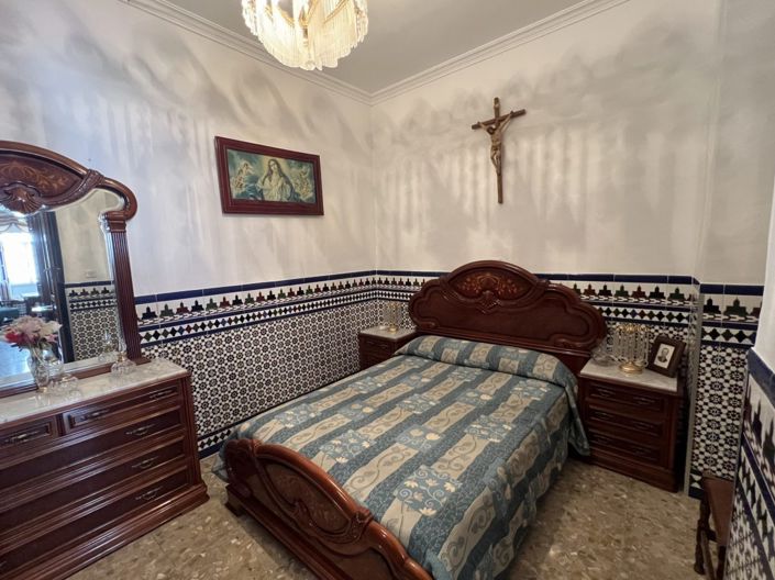 Image No.8-3 Bed Townhouse for sale