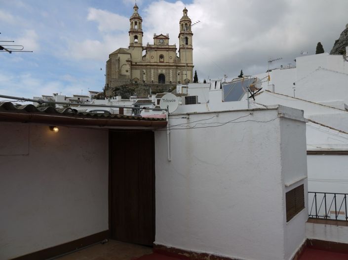 Image No.25-2 Bed Townhouse for sale