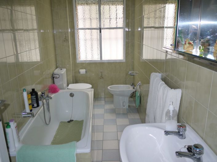 Image No.17-3 Bed Townhouse for sale