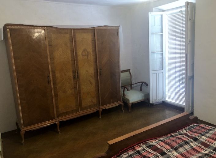 Image No.16-4 Bed Property for sale