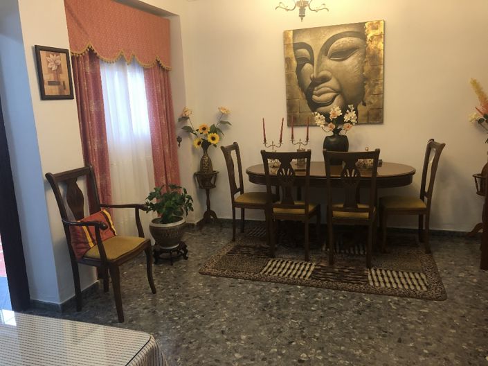 Image No.21-4 Bed Townhouse for sale