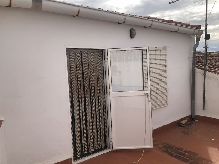 Image No.35-4 Bed Townhouse for sale