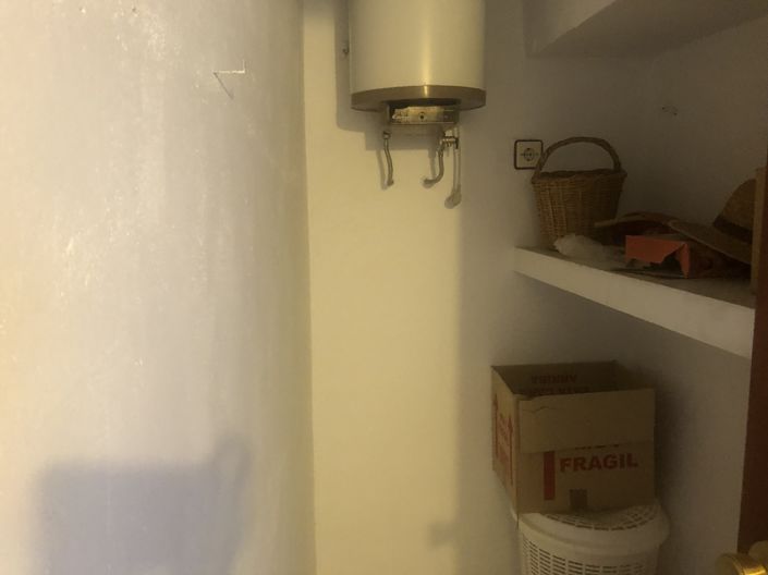 Image No.14-4 Bed Property for sale