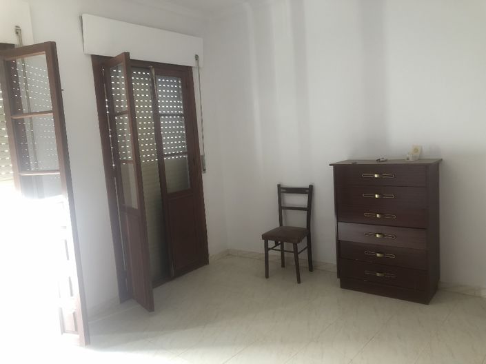 Image No.19-4 Bed Property for sale