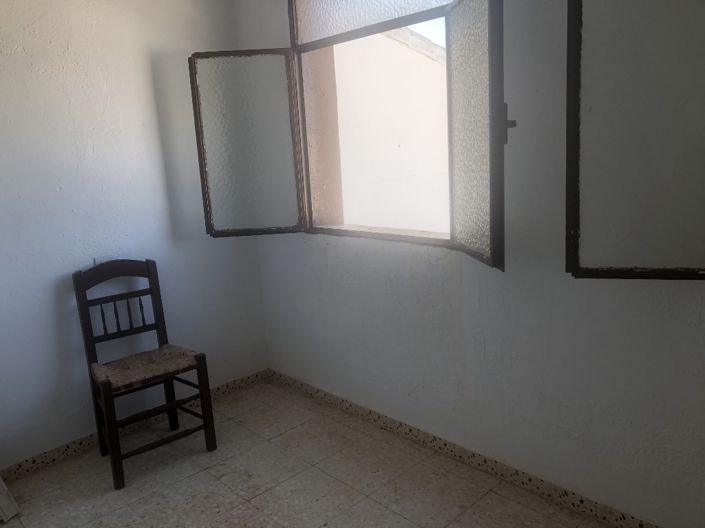 Image No.9-4 Bed Property for sale