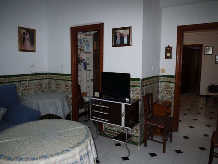 Image No.8-6 Bed Townhouse for sale