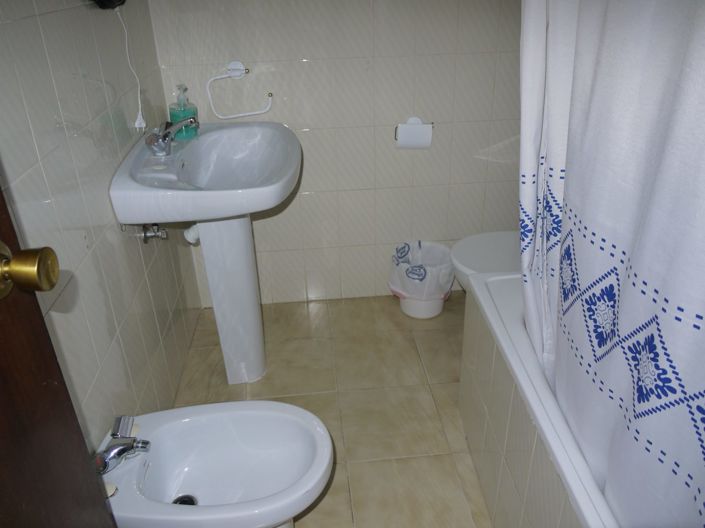 Image No.18-3 Bed Townhouse for sale