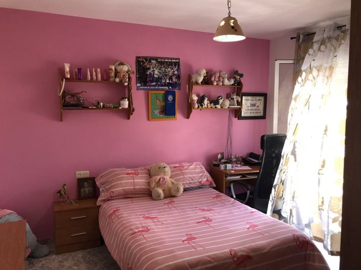 Image No.14-4 Bed Townhouse for sale