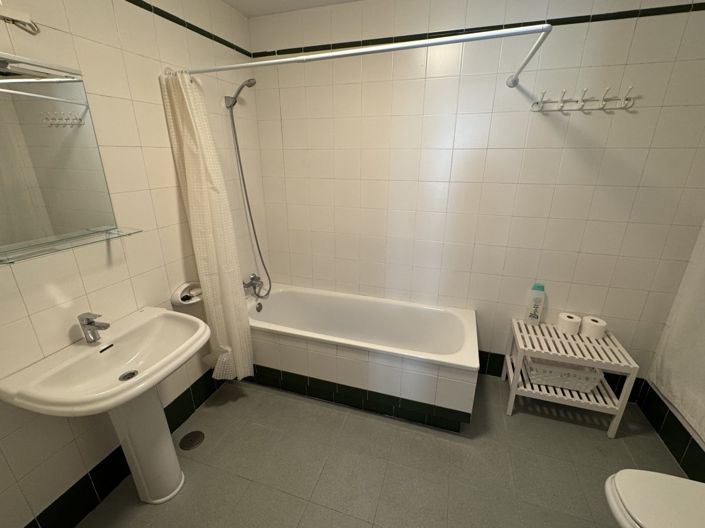 Image No.4-4 Bed Apartment for sale