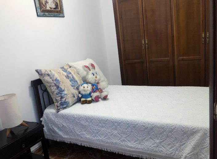 Image No.13-3 Bed Townhouse for sale