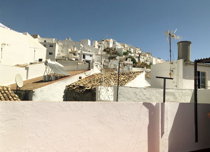 Image No.23-3 Bed Townhouse for sale