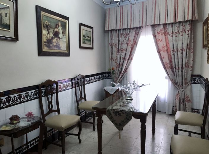 Image No.10-3 Bed Townhouse for sale