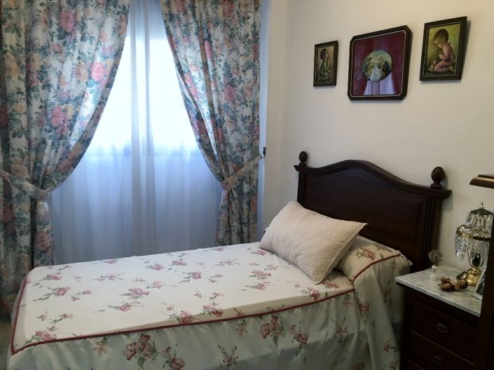 Image No.16-3 Bed Townhouse for sale