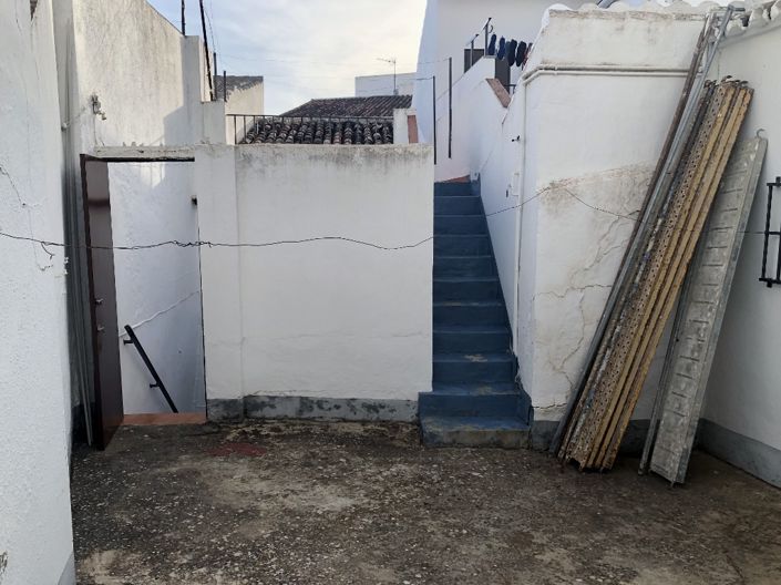 Image No.4-3 Bed Townhouse for sale