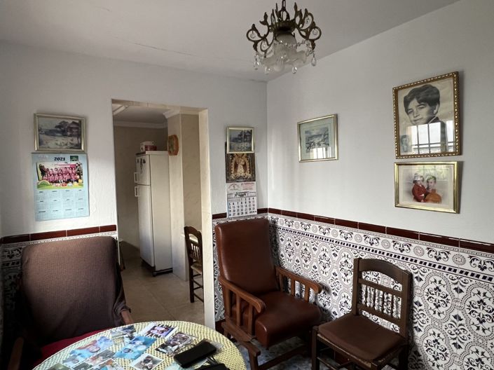 Image No.19-3 Bed Townhouse for sale