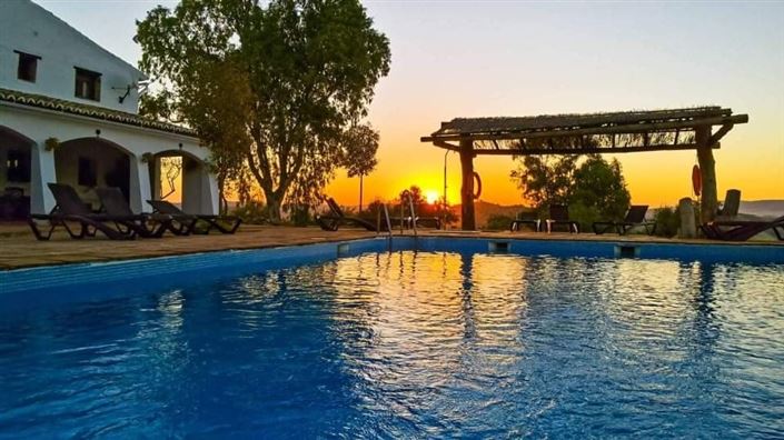 Image No.1-13 Bed Country House for sale