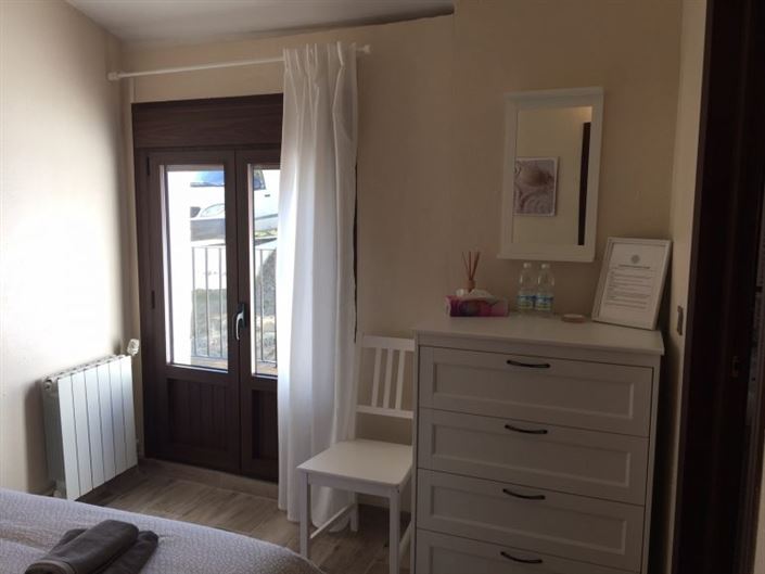 Image No.9-13 Bed Country House for sale