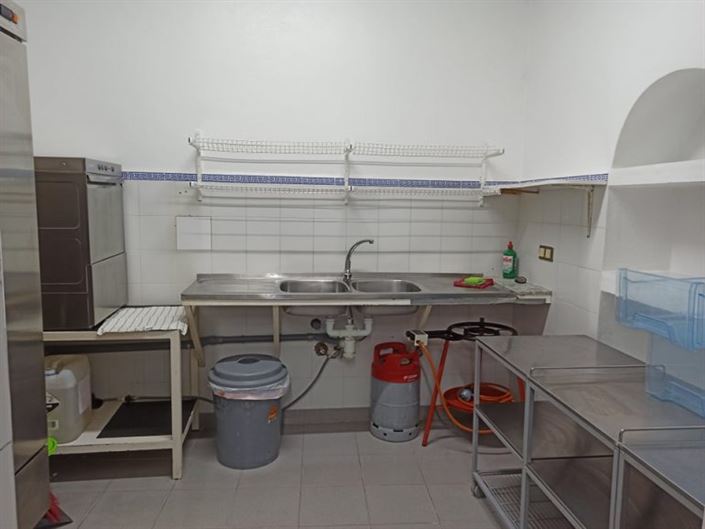 Image No.12-13 Bed Country House for sale