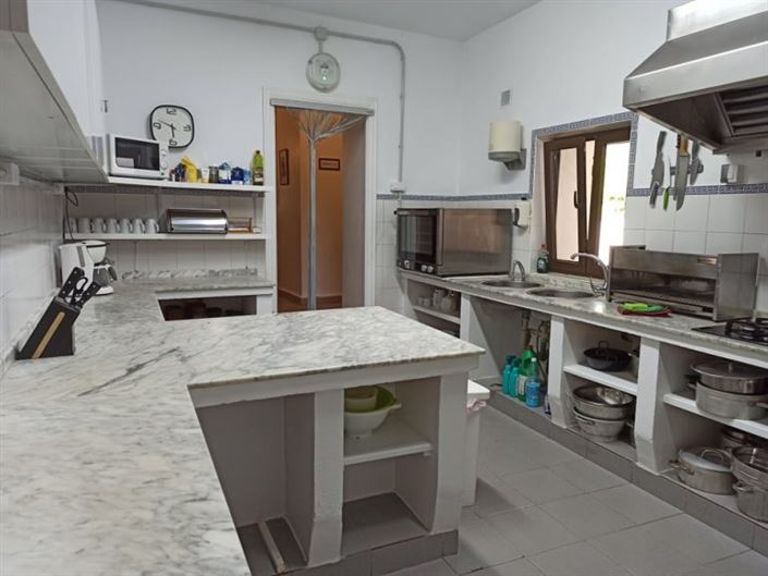 Image No.15-13 Bed Country House for sale