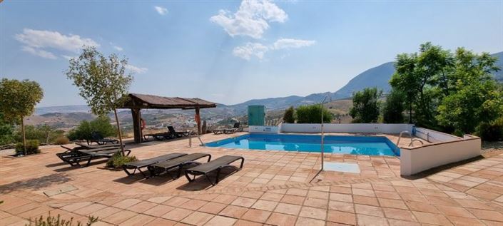 Image No.7-13 Bed Country House for sale