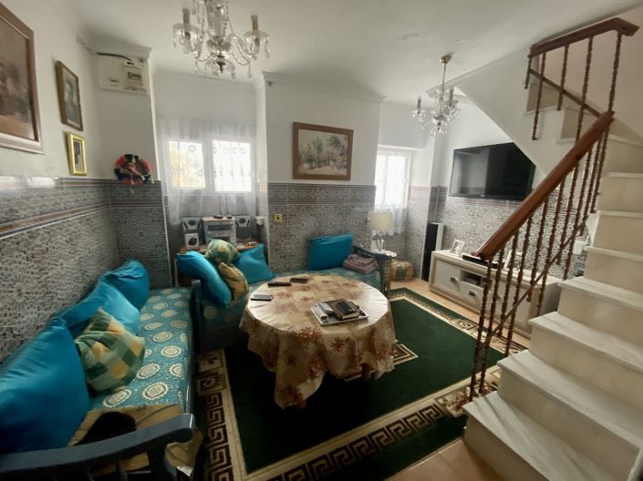 Image No.5-3 Bed Property for sale