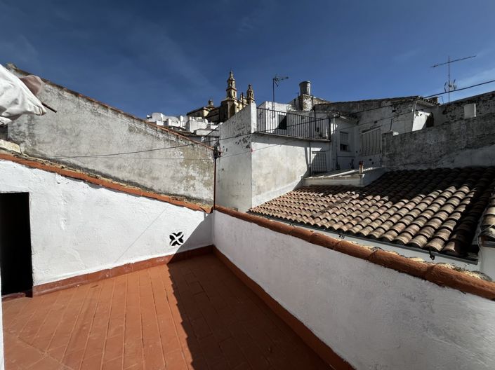 Image No.39-3 Bed Property for sale