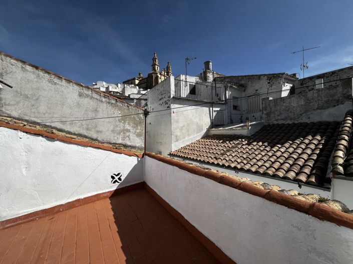 Image No.41-3 Bed Property for sale