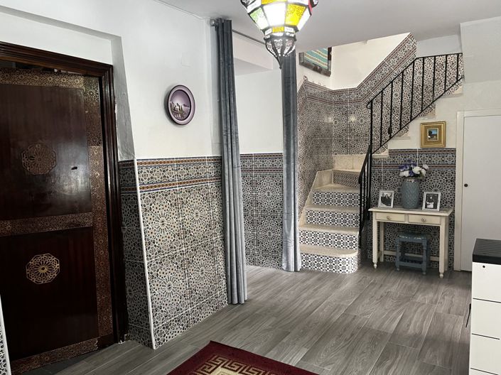 Image No.4-3 Bed Property for sale