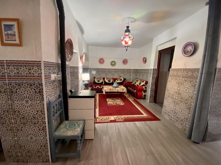 Image No.6-3 Bed Property for sale