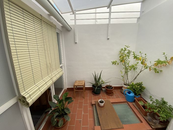 Image No.6-5 Bed Property for sale