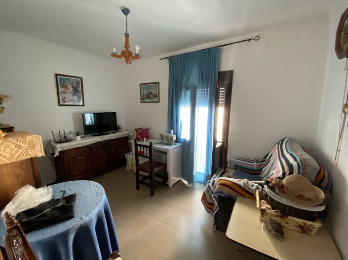 Image No.9-5 Bed Property for sale