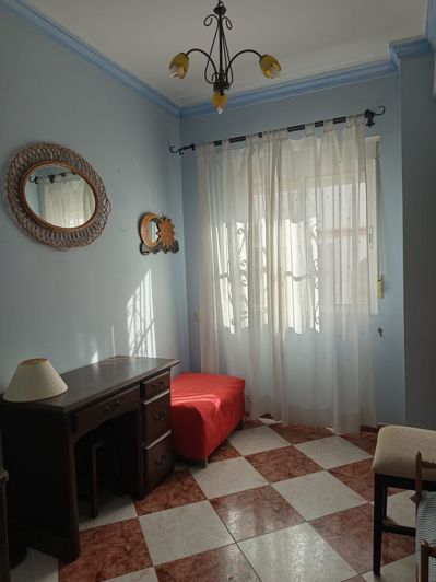 Image No.10-3 Bed Property for sale