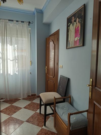 Image No.17-3 Bed Property for sale