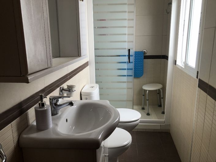 Image No.18-4 Bed Townhouse for sale