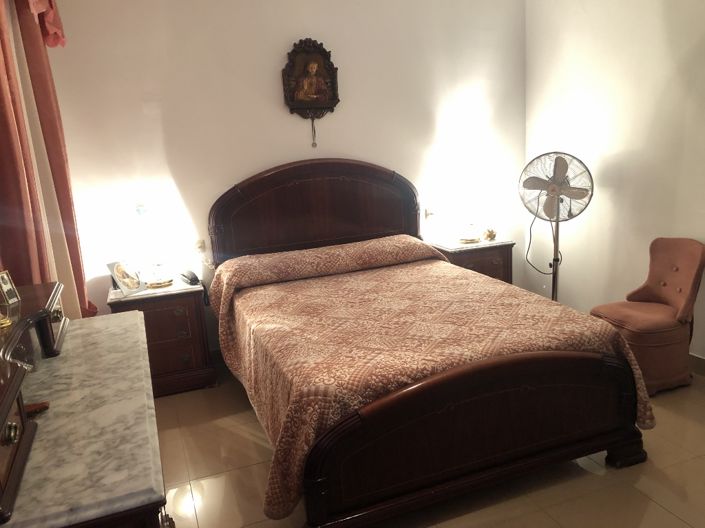 Image No.22-4 Bed Townhouse for sale